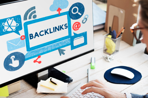 backlink-hyperlink-networking-internet-online-technology-concept